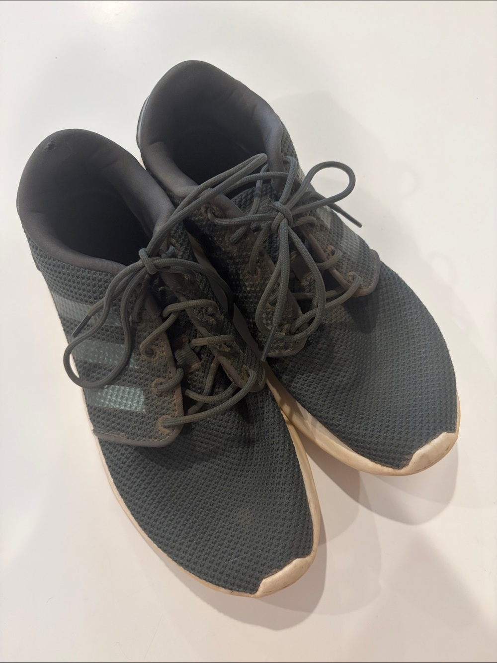 Women’s Dark Green Athletic Lace-Up Sneakers